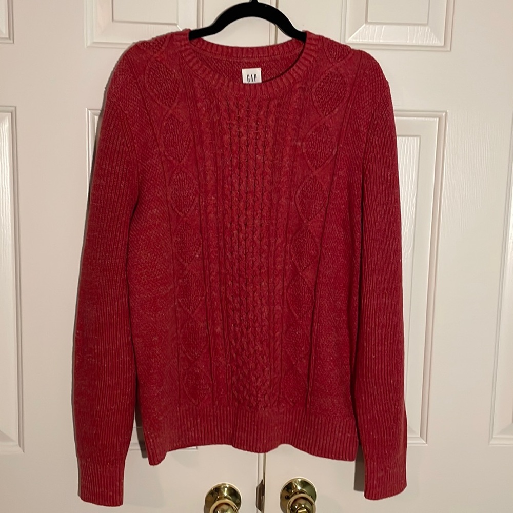 GAP red men’s sweater - warm and cozy
